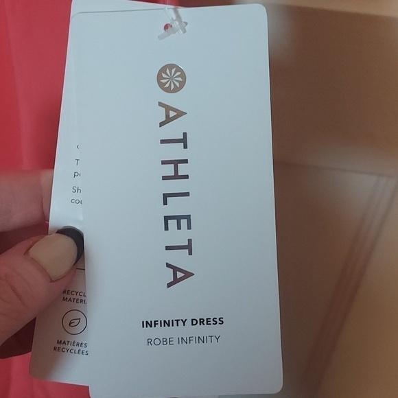 Athleta Infinity Exercise Dress in Coral Petal - Picture 9 of 16